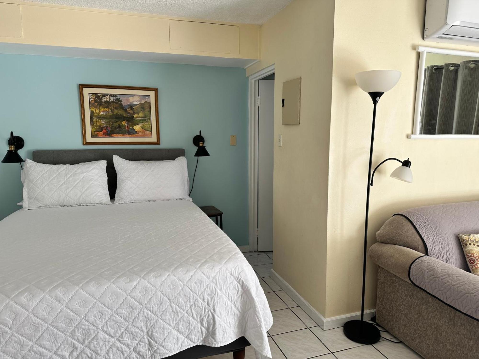 Beryls At Seawind On The Bay , Montego Bay , Jamaica Apartment Exterior photo